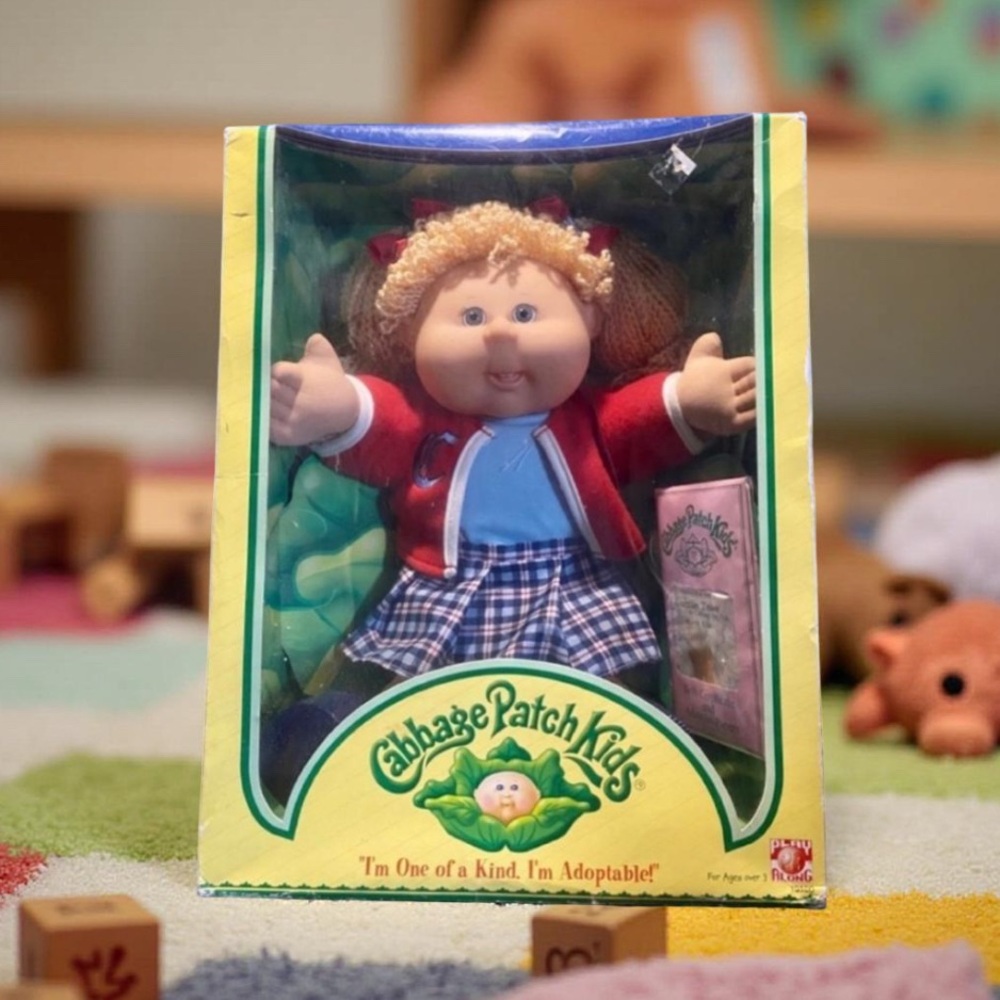 Cabbage Patch Doll Vintage 2004 NIB Beautiful blond hair and freckles NWT - Picture 11 of 16